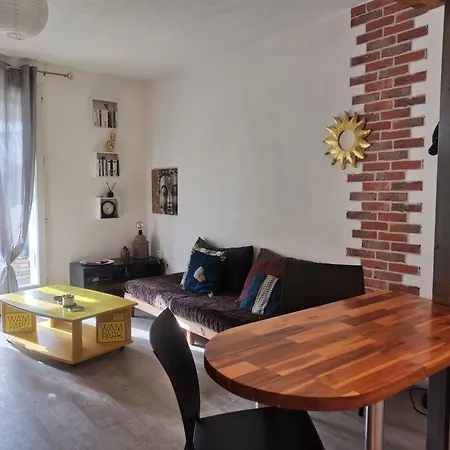 Apartment Chambre Separee Metro